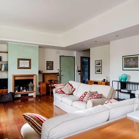 San Martino - Downtown Lägenhet Como