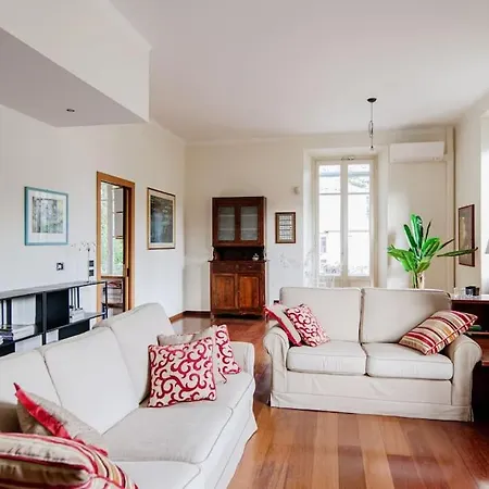 San Martino - Downtown アパート コモ